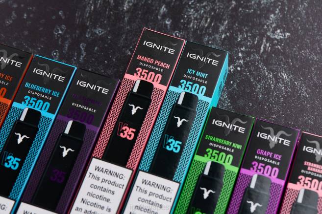 IGNITE V35 vape penna 10-pack bananis 080F16 | Ignite Tobacco Outlet